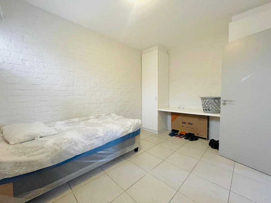 2 Bedroom Property for Sale in Brooklyn Western Cape